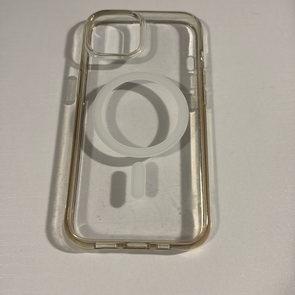 Clear iPhone 14 case